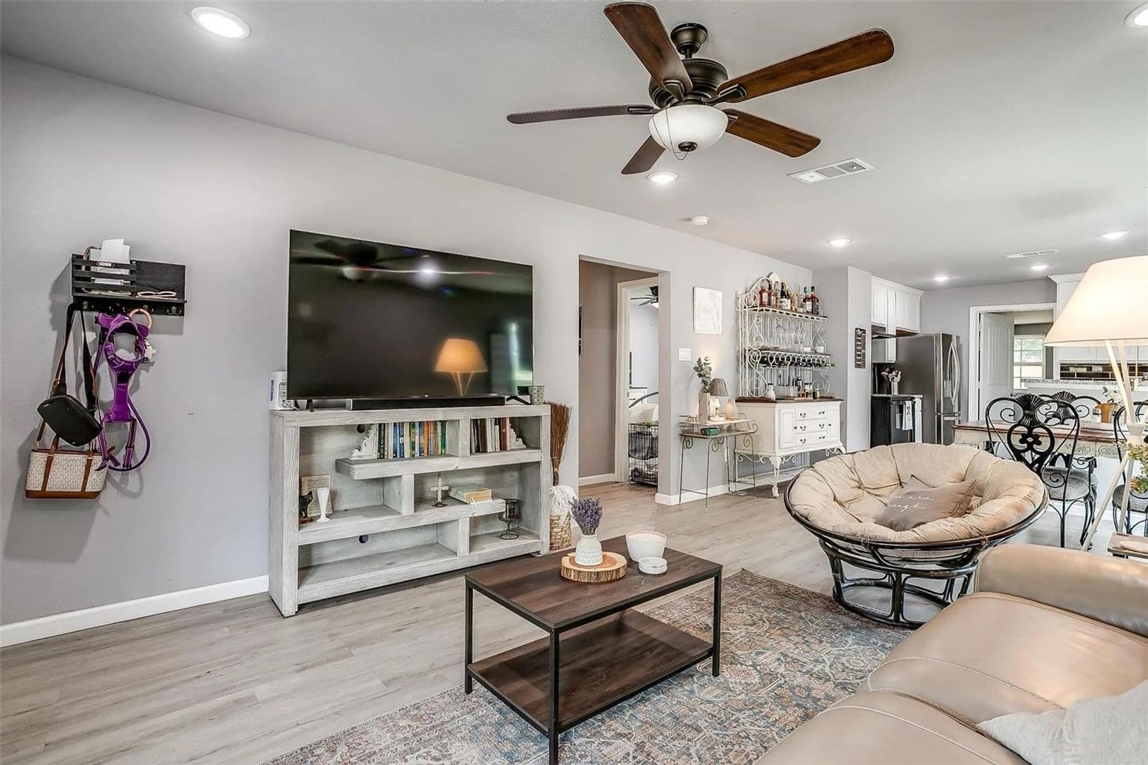 Fort Worth House: 1044 E Ramsey Ave