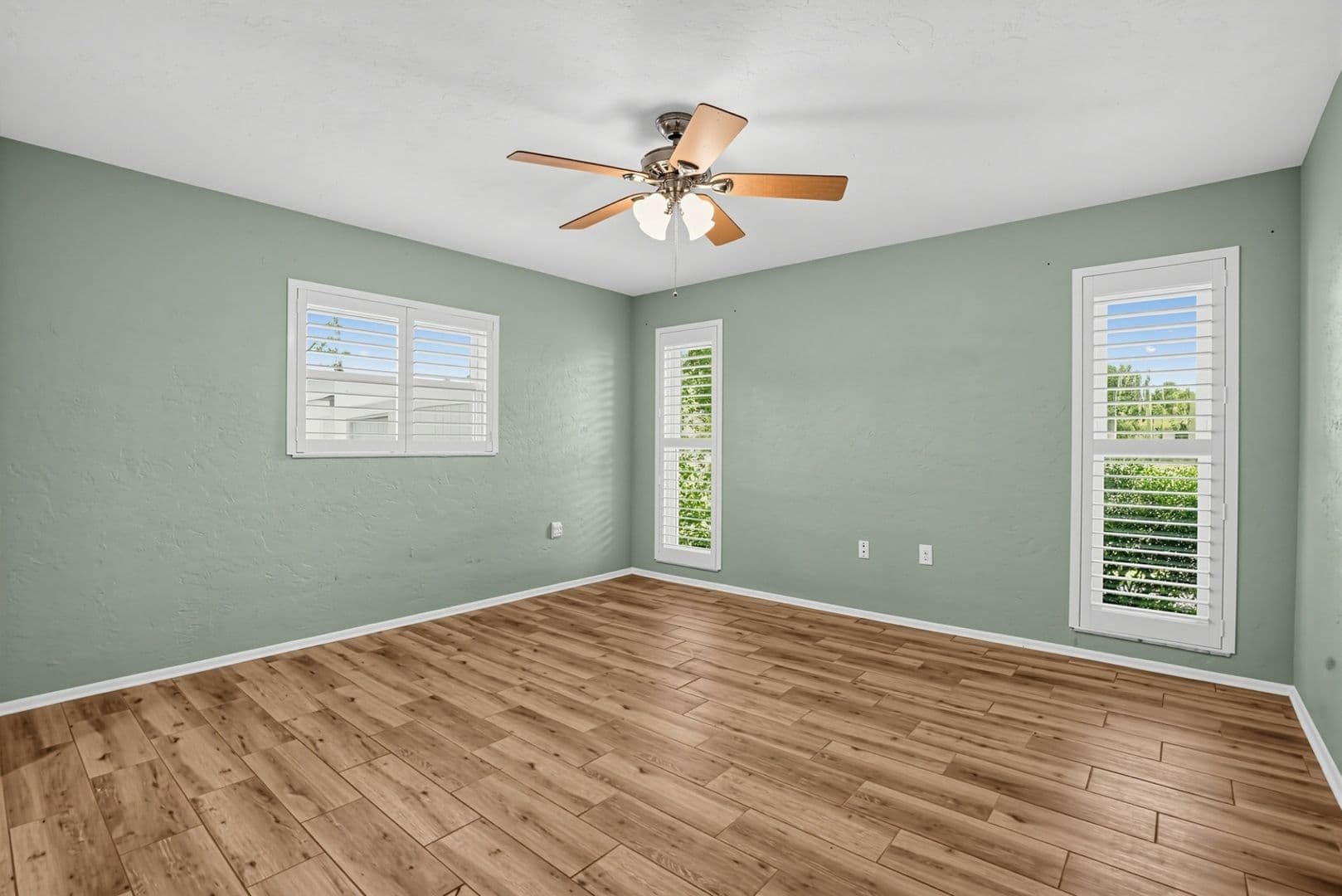 Sarasota House: 2876 Captiva Dr