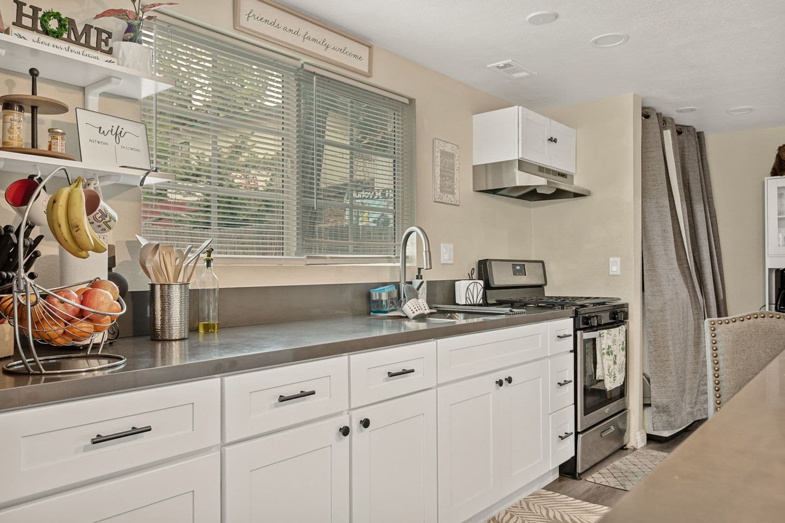 Running Springs House: 2472 Deep Creek Drive