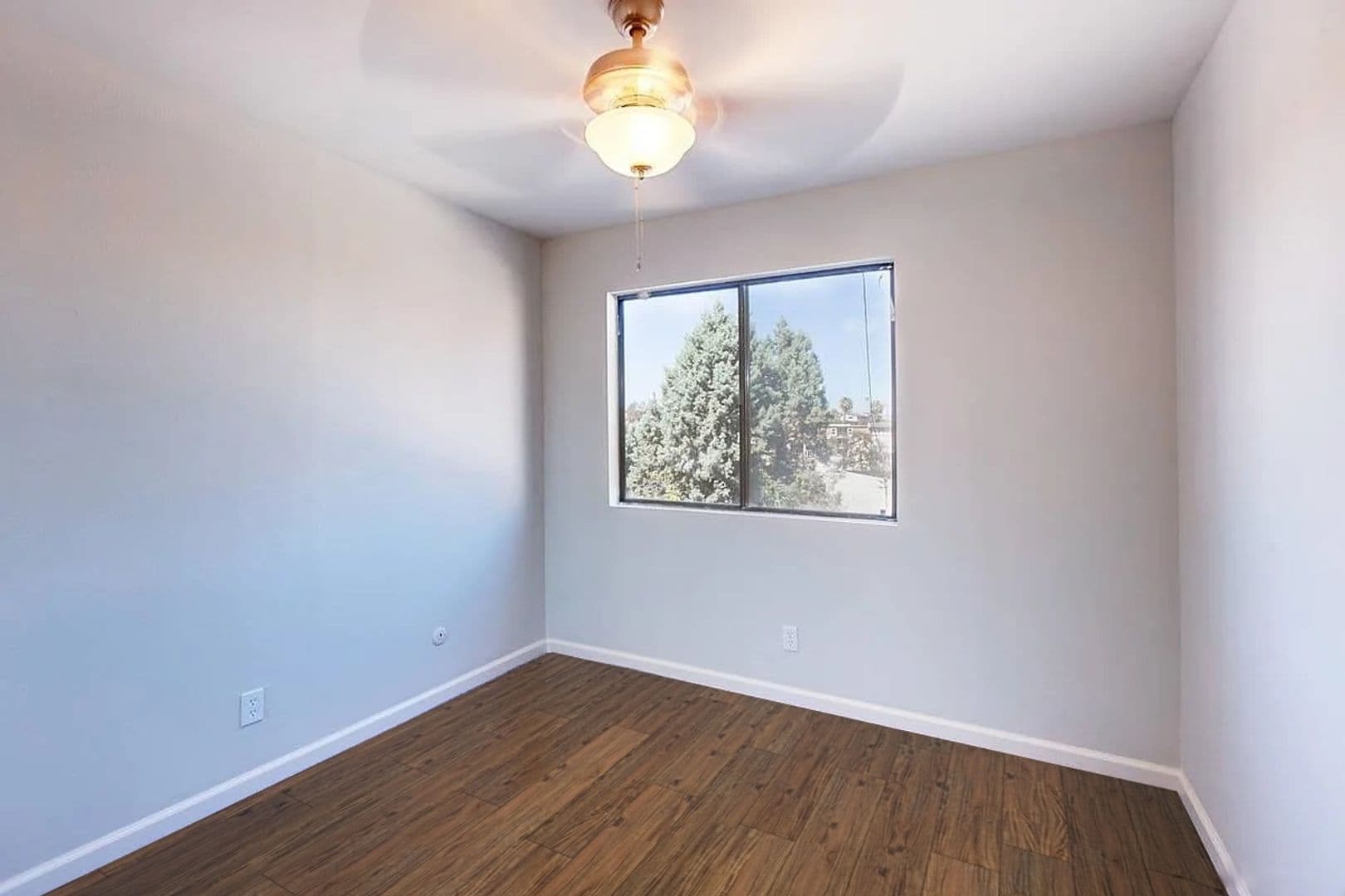San Diego Condo: 3765 Boundary St