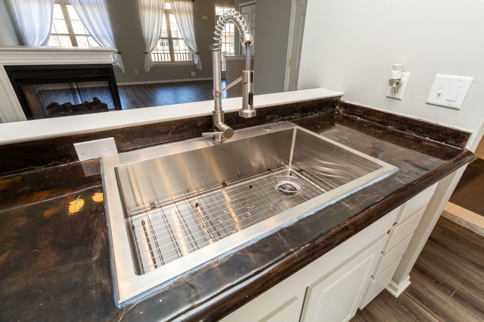 Walled Lake Condo: 422 Old Pine Way