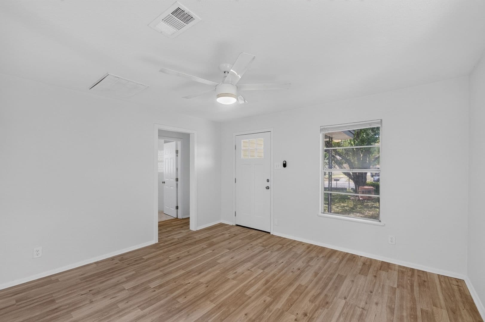San Antonio House: 2906 Christian Dr