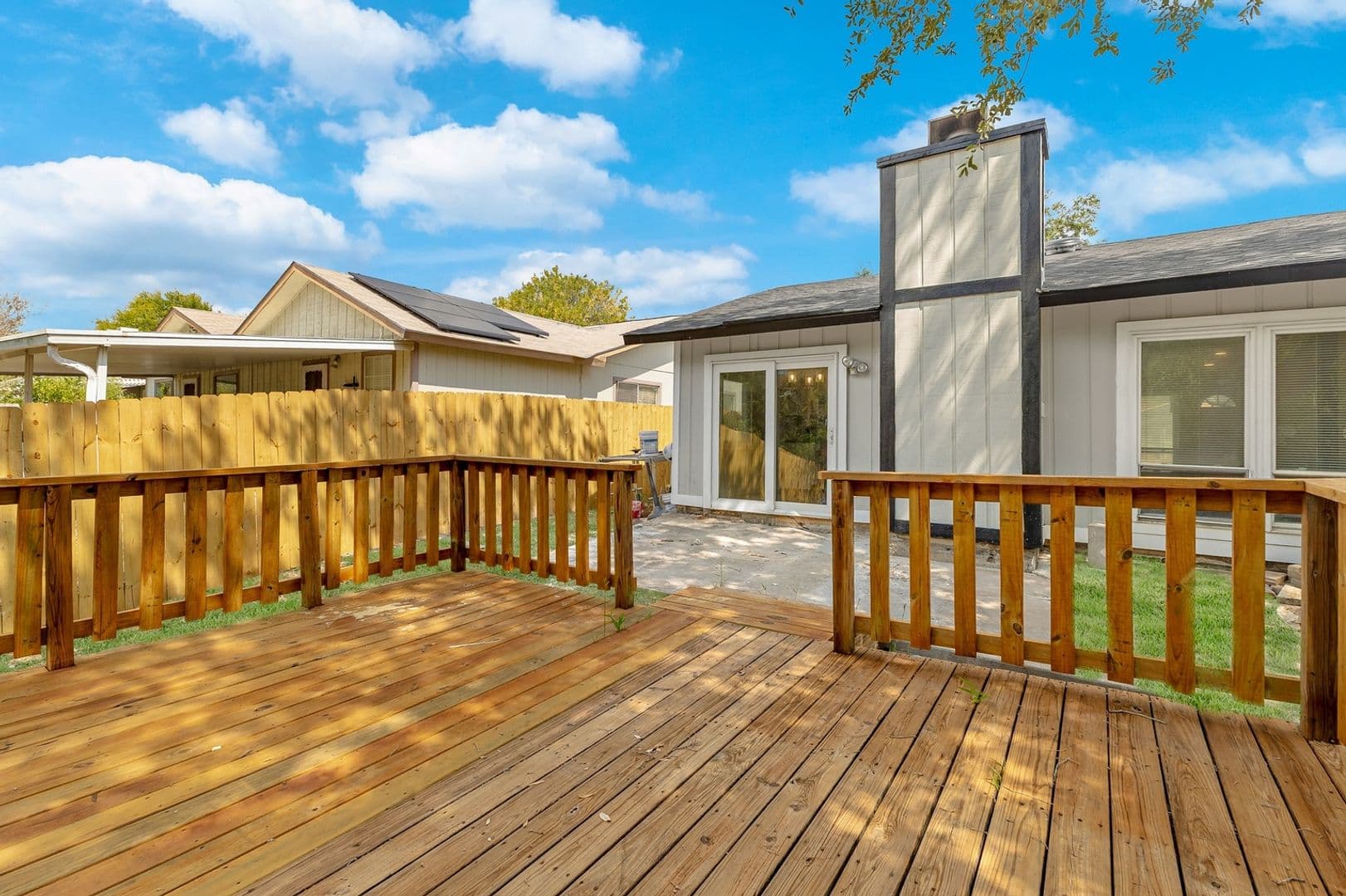 Converse House: 10223 Flatland Trl