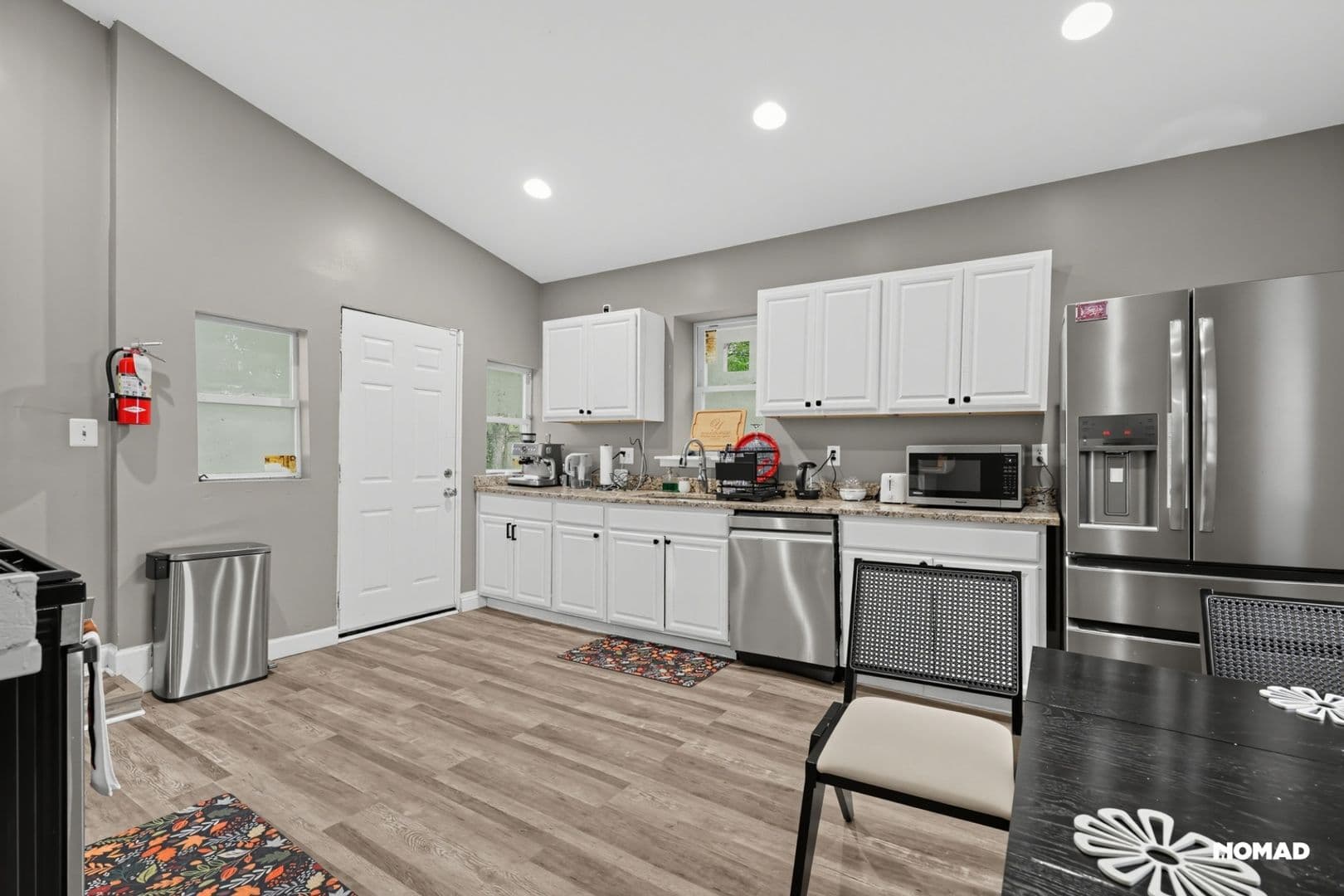 Washington House: 1627 W St SE