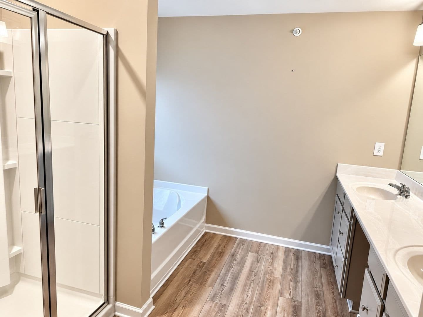 Marietta Townhome: 438 Bannon Way