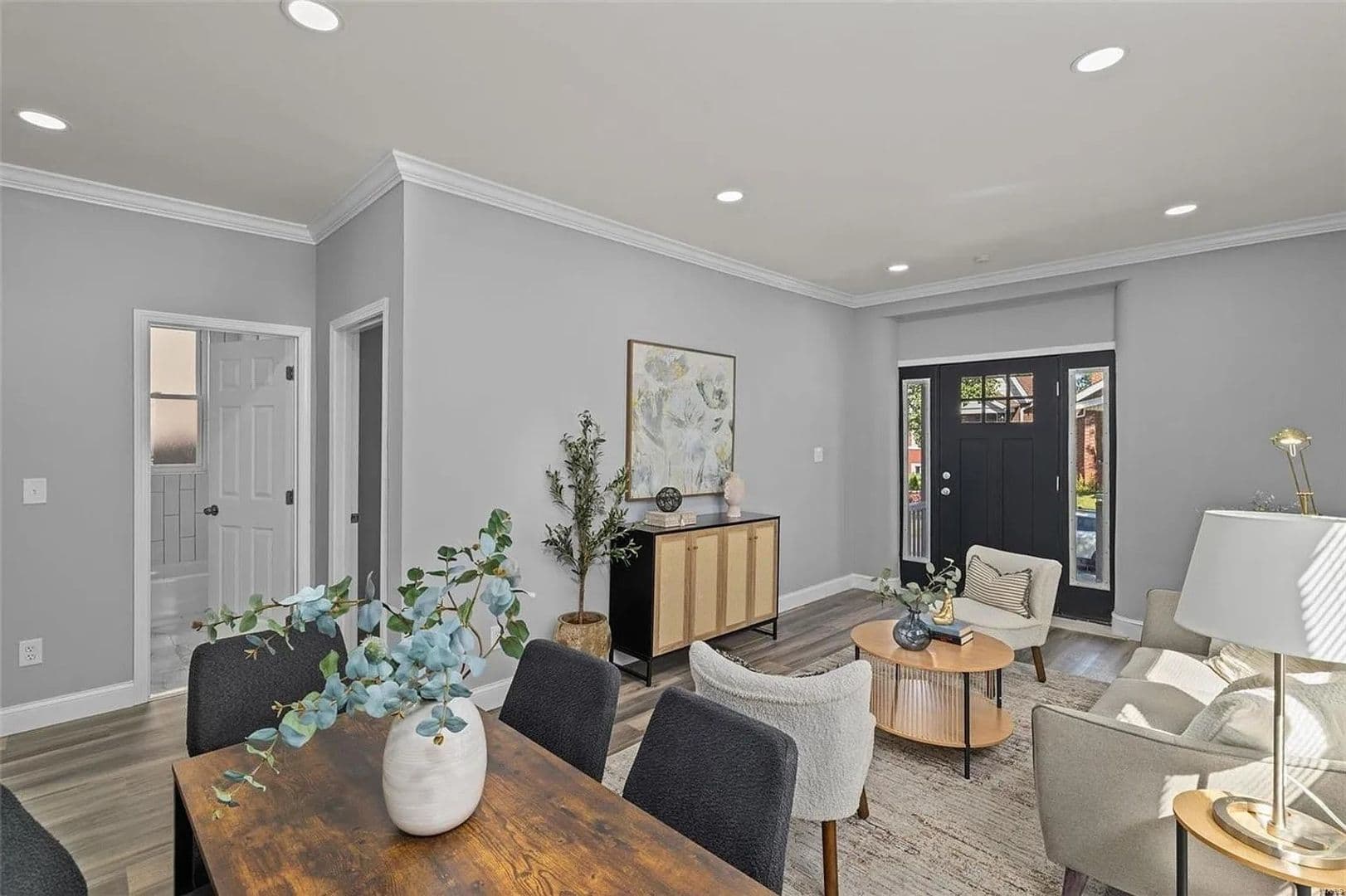 Saint Louis House: 4406 Ellenwood Ave