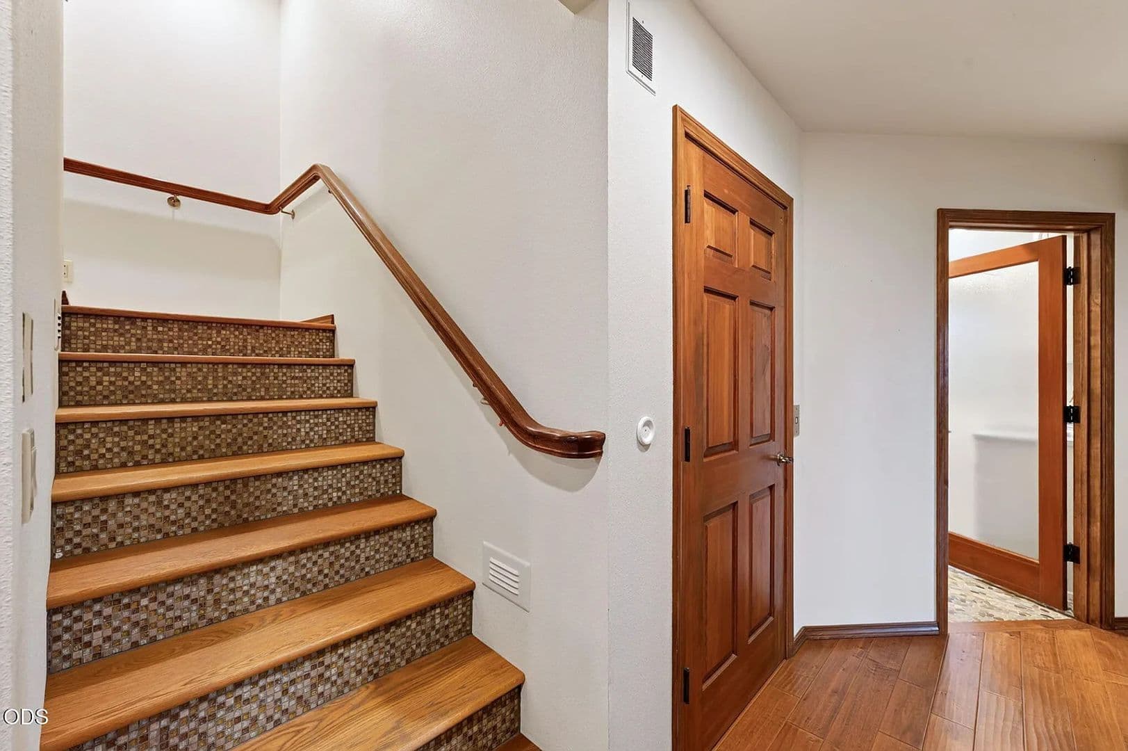 Bend House: 2889 Nw Starview Dr