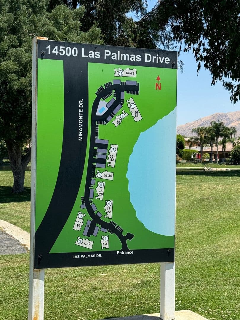 Bakersfield Townhome: 14500 Las Palmas Dr