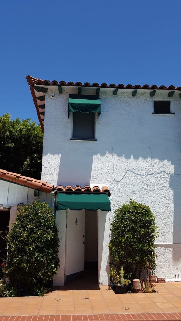 Los Angeles Condo: 2734 Motor Ave