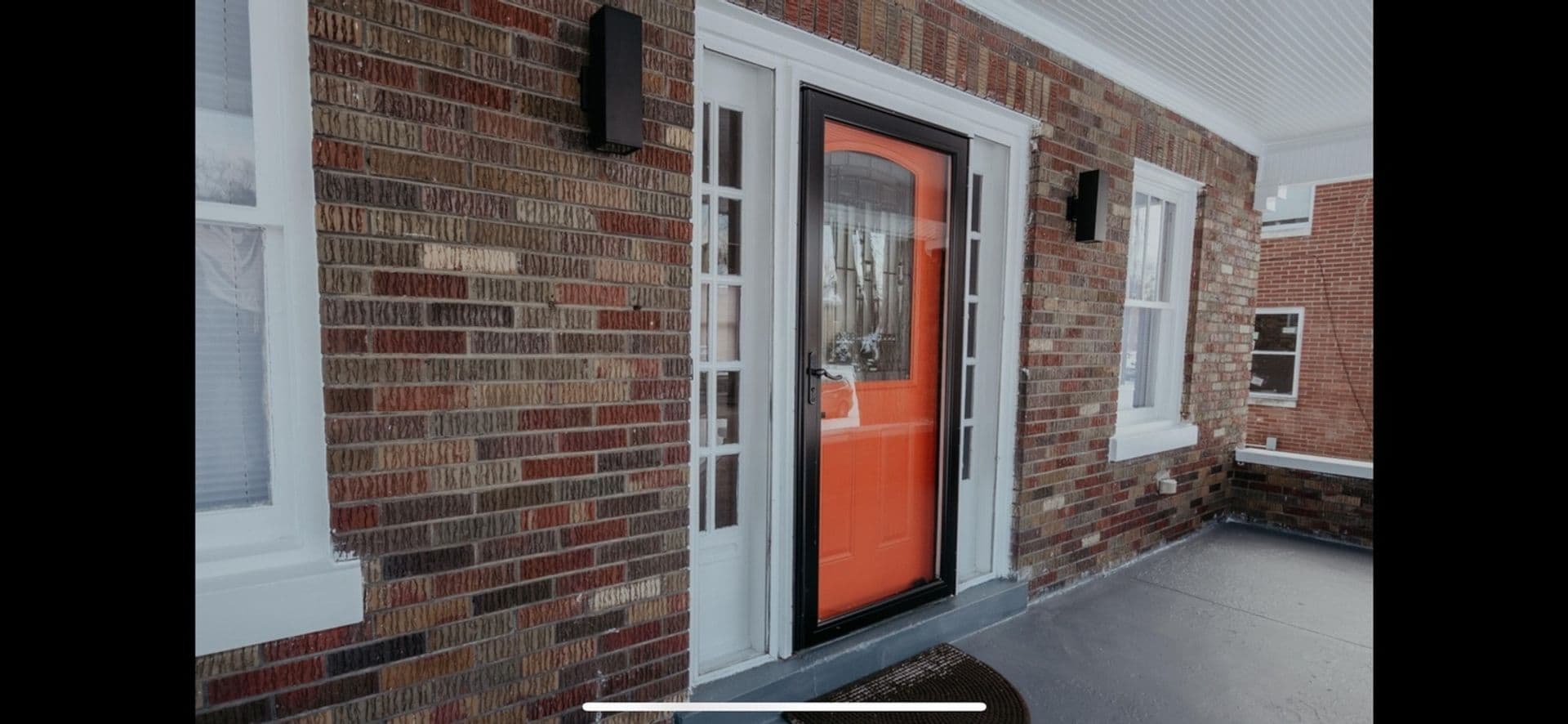 Louisville Townhome: 637 S 44th St