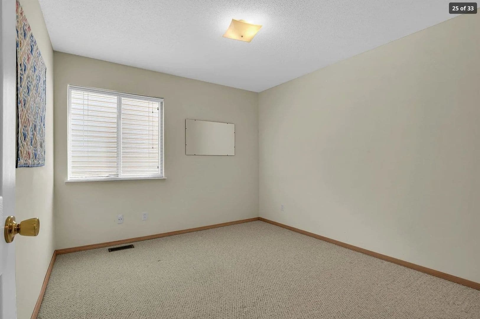 Urbana House: 1801 Glenwood Oaks Ct