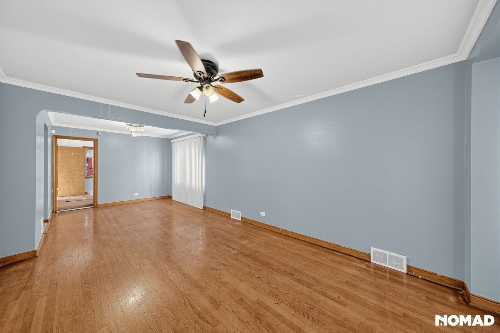 Dolton House: 14733 Ln Salle St