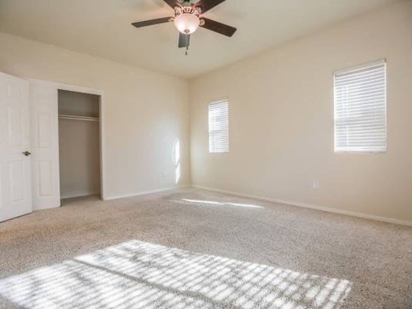 Phoenix House: 15404 S 13 Ave