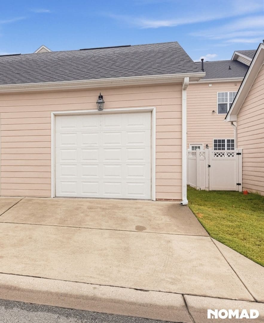 Chapel Hill House: 1042 Philpott Dr.