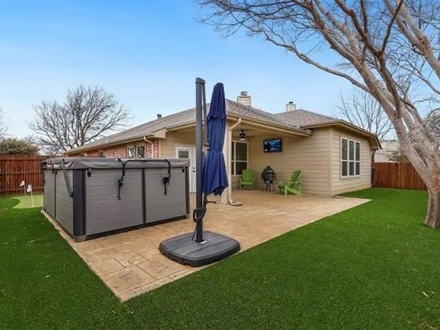 Fort Worth House: 4129 Broken Bend Blvd