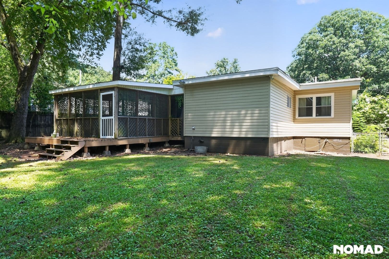Birmingham House: 212 Stacy St