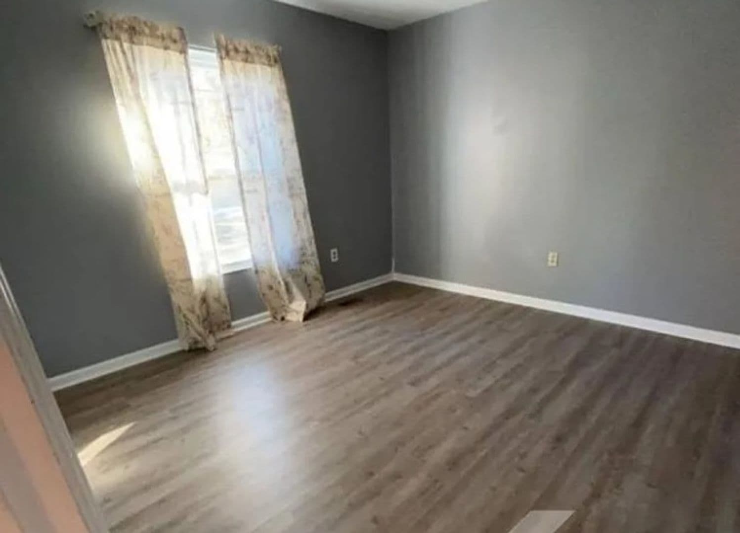 Honea Path Townhome: 113 Susan Ave