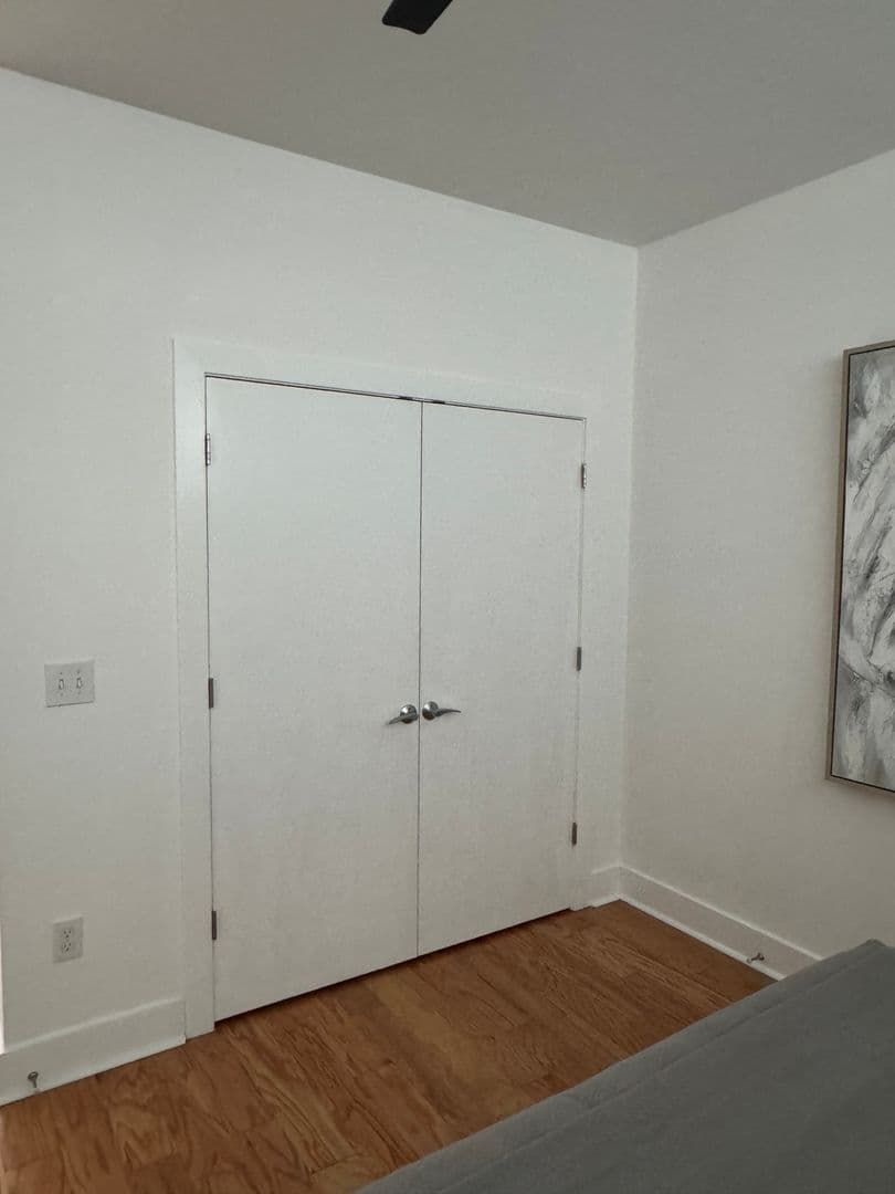 Louisville Condo: 413 Hancock Green Pl