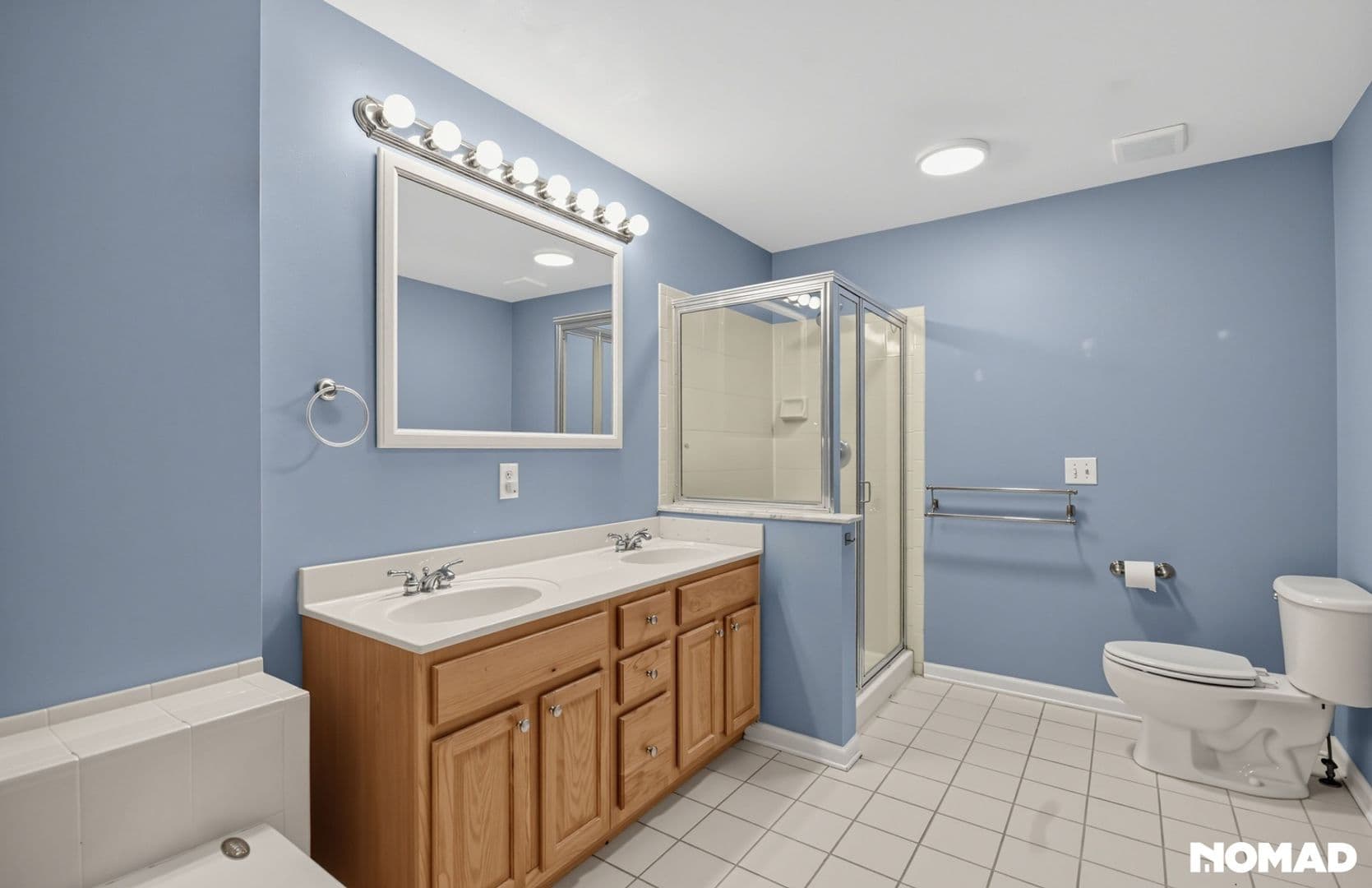 Englishtown Condo: 188 Shinnecock Dr
