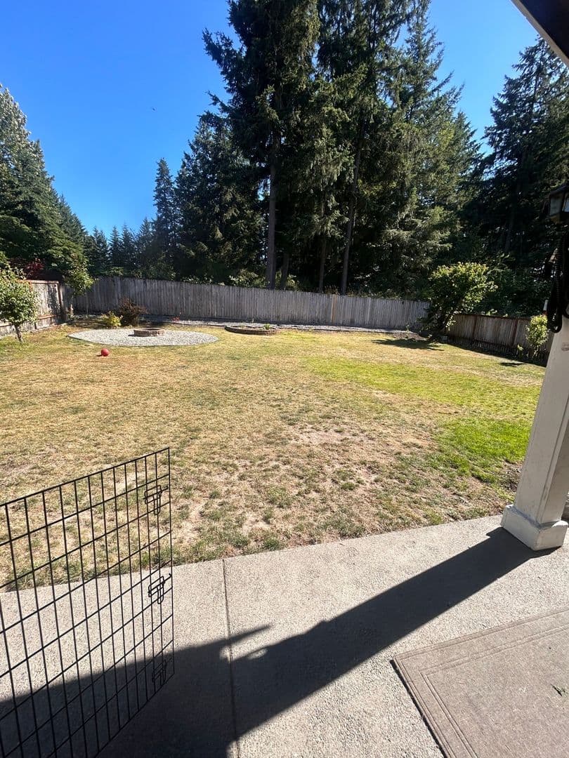 Graham House: 9202 198 St Ct E