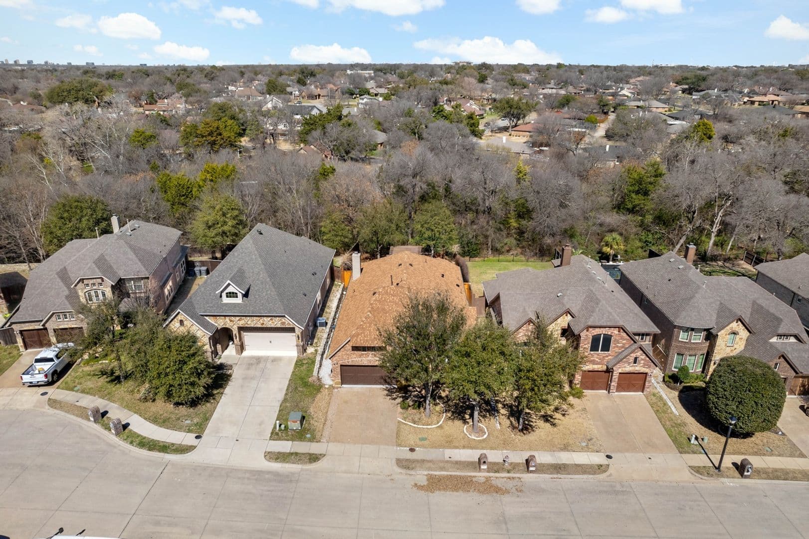 Dallas House: 6523 Prairie Flower Trl