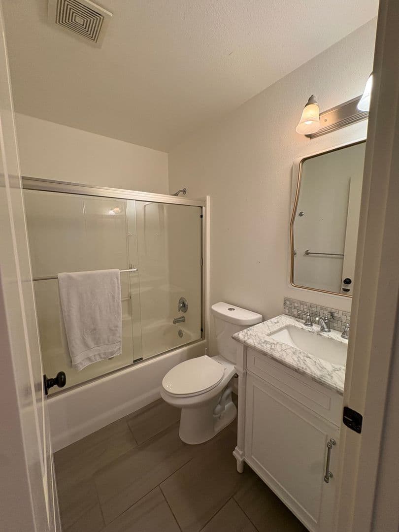 West Linn Condo: 3650 Summerlinn Dr