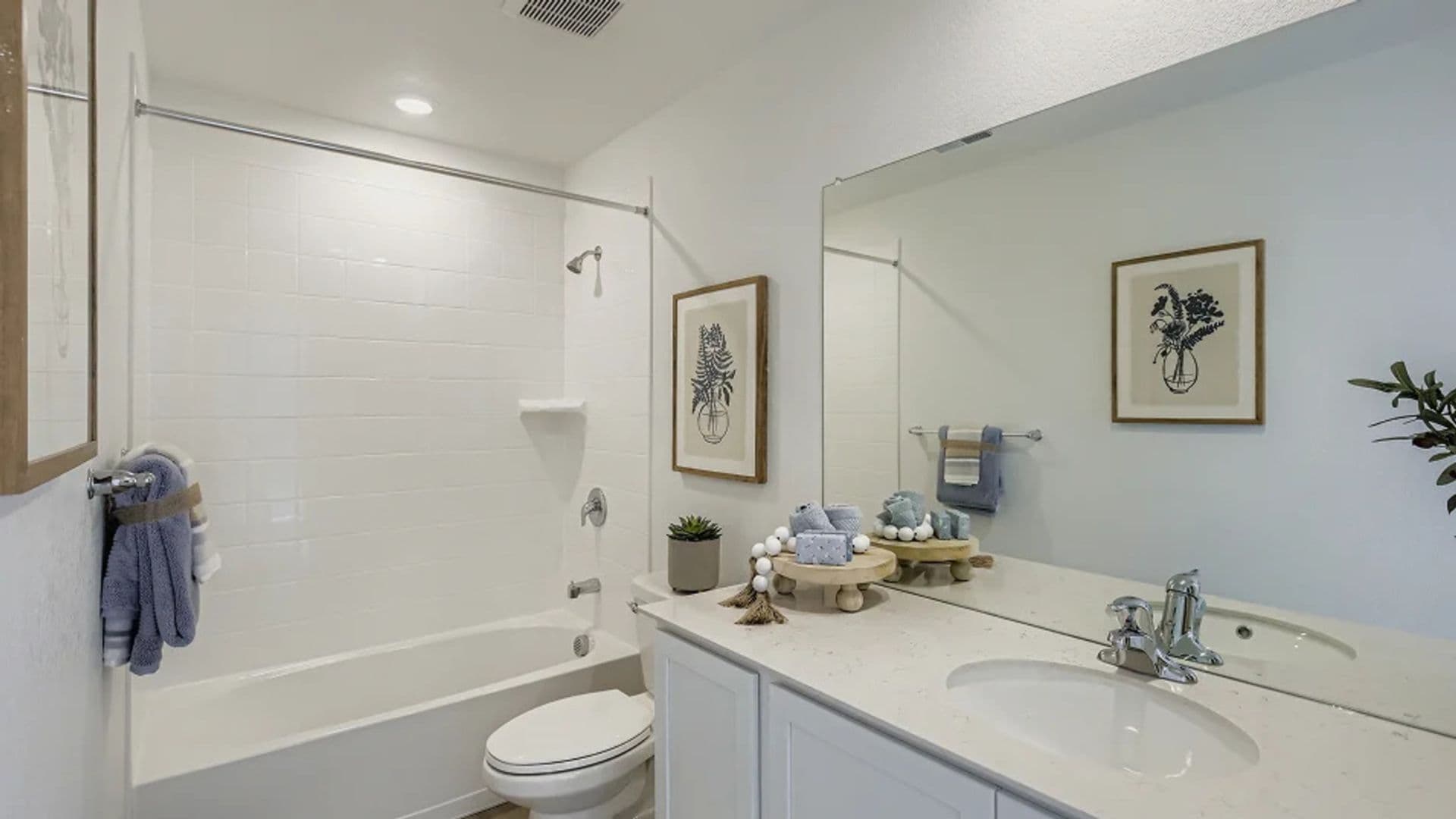 Johnstown House: 278 Kobe Ln