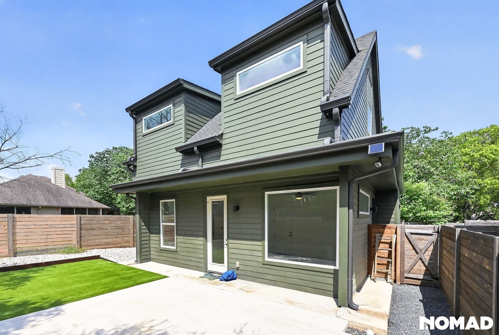 Austin House: 3417 Elija St