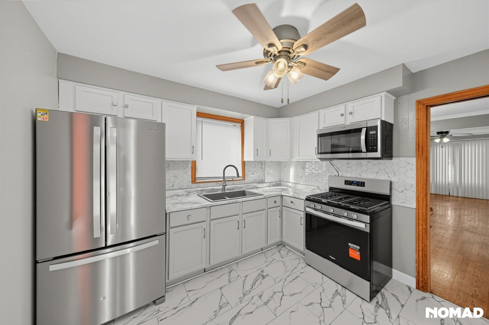 Dolton House: 14733 Ln Salle St
