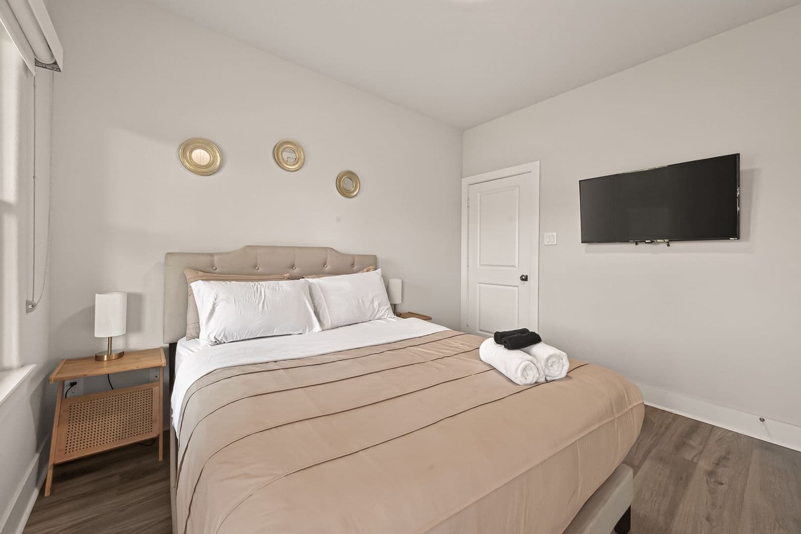 Houston Townhome: 4221 Galesburg St