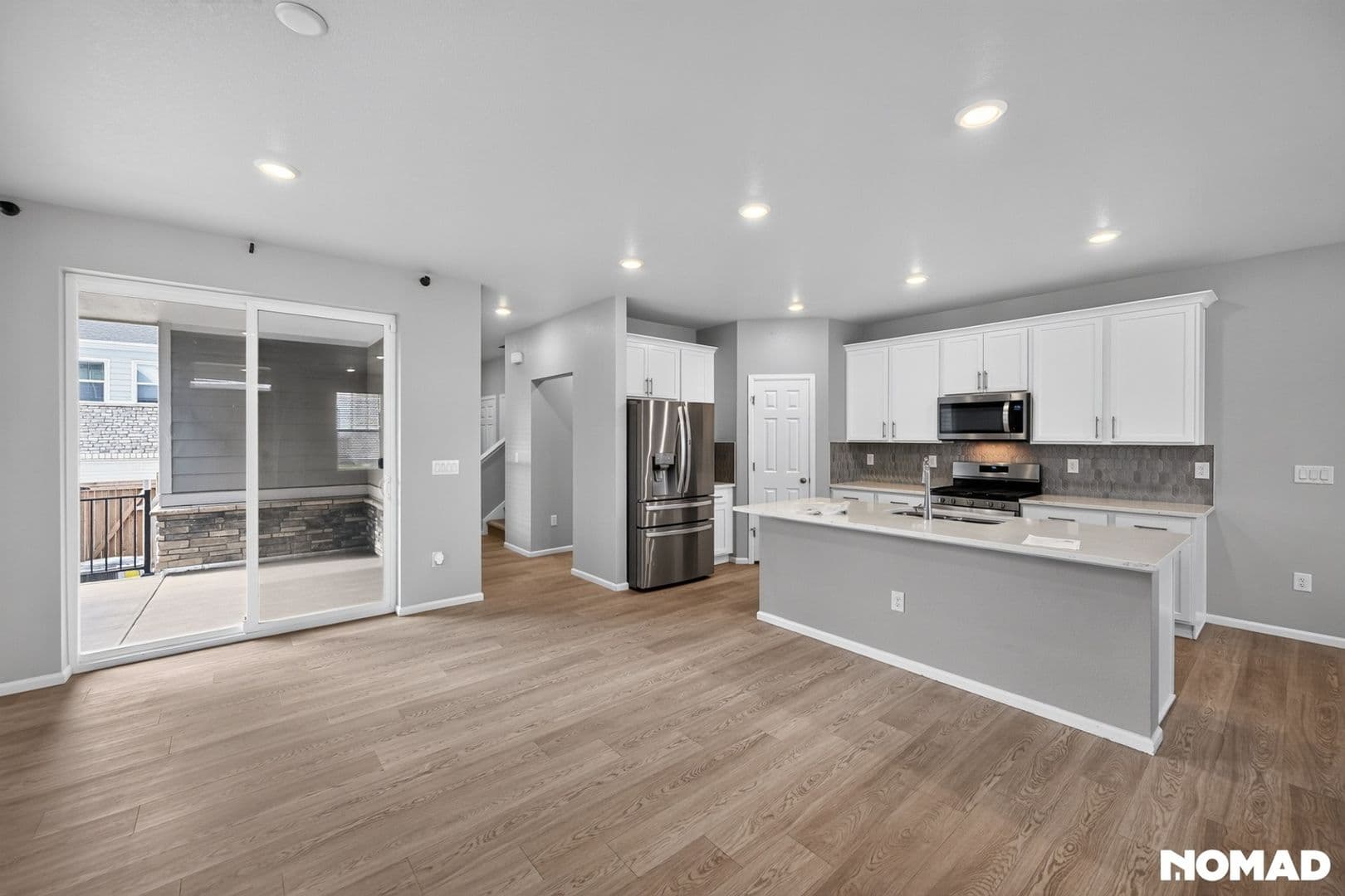 Aurora Townhome: 745 N Tempe St