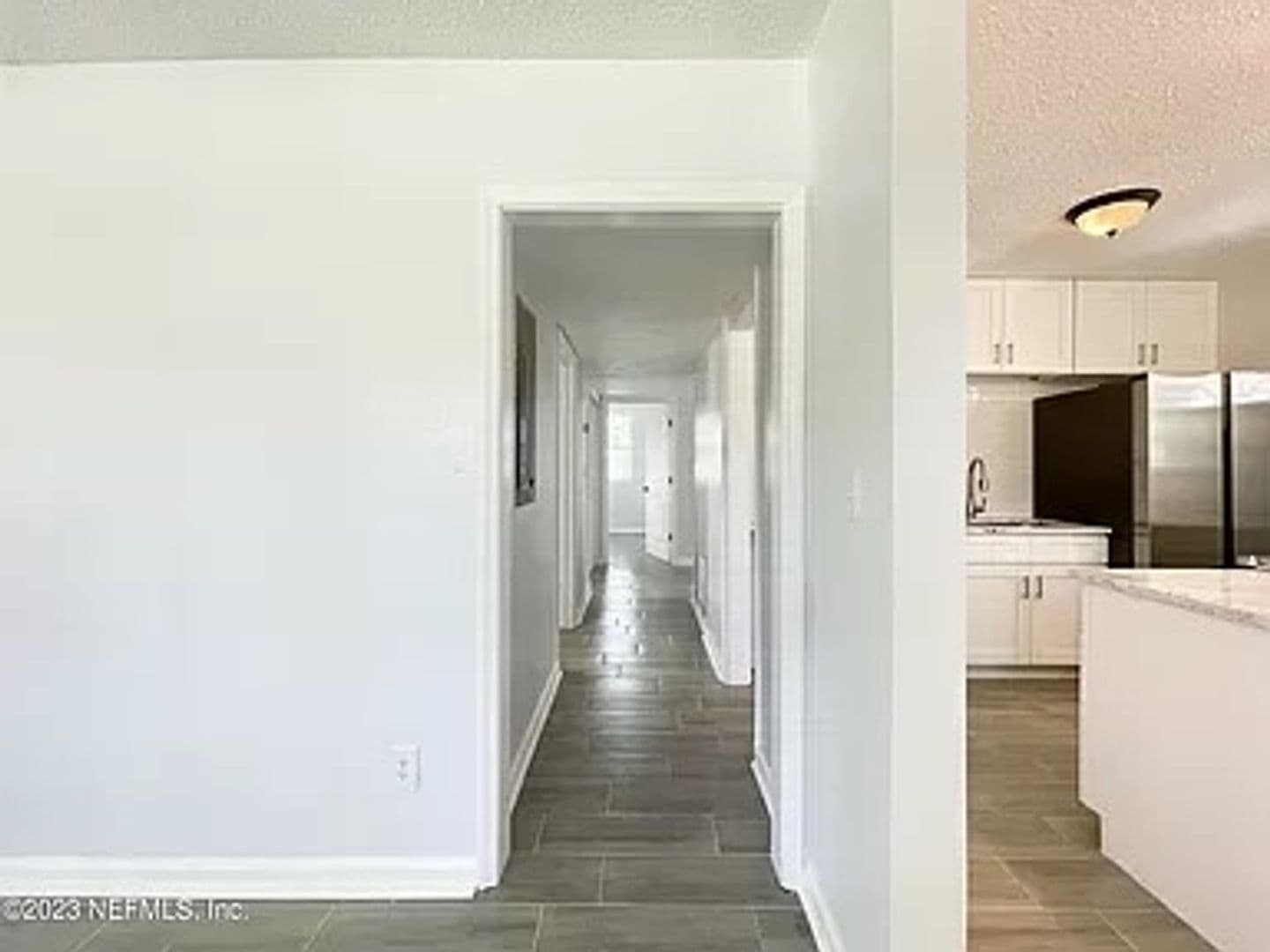 Jacksonville House: 7417 Laura St N