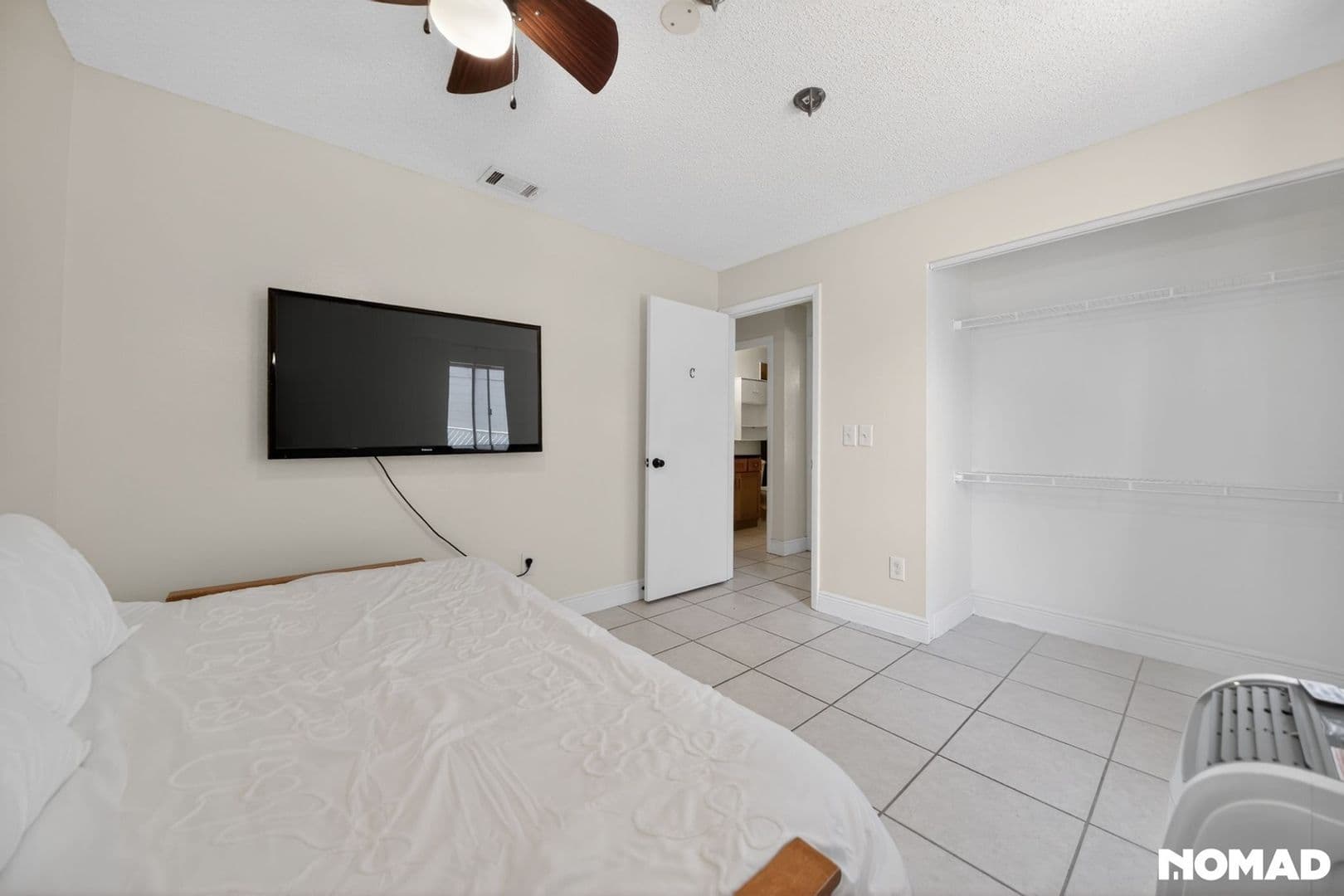 Orlando House: 293 Chicago Woods Cir