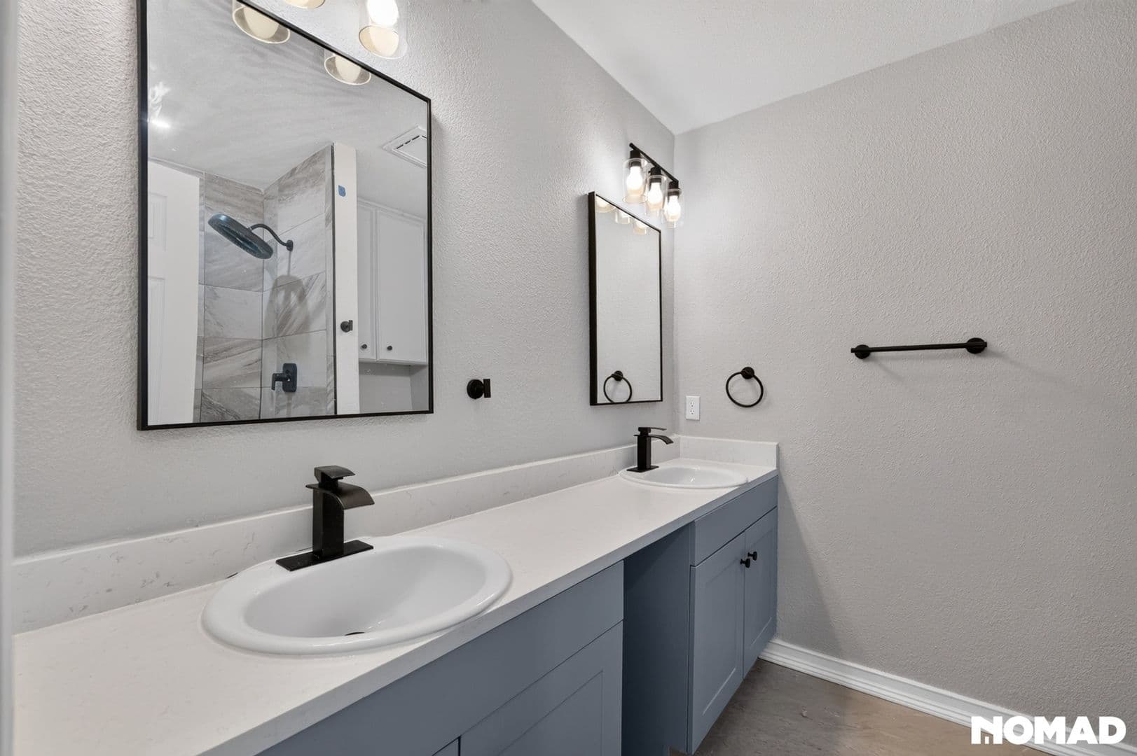San Antonio House: 2715 Lakemist St