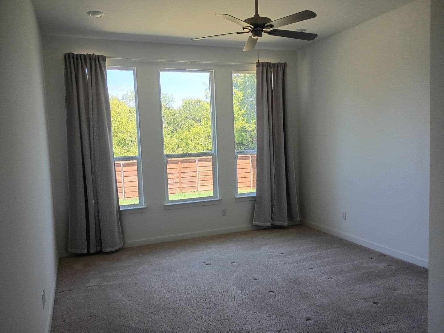 Mesquite House: 3717 Grace Ln