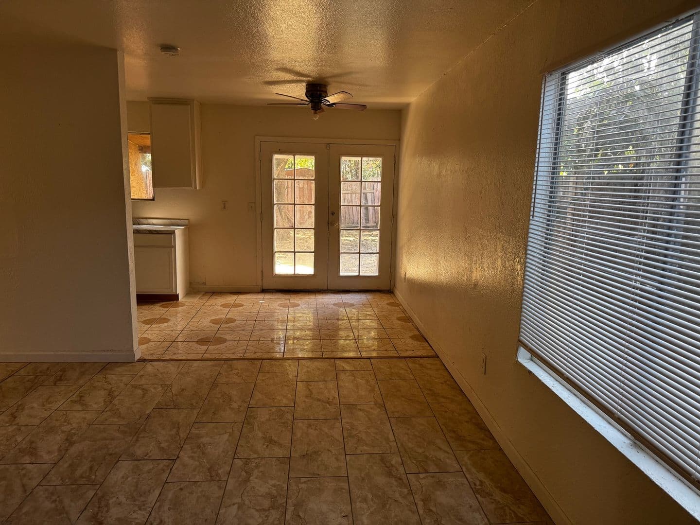 Stockton House: 6284 Porterfield Ct