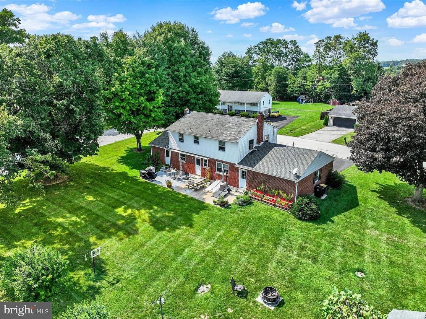 Shrewsbury House: 12 Virginia Ave