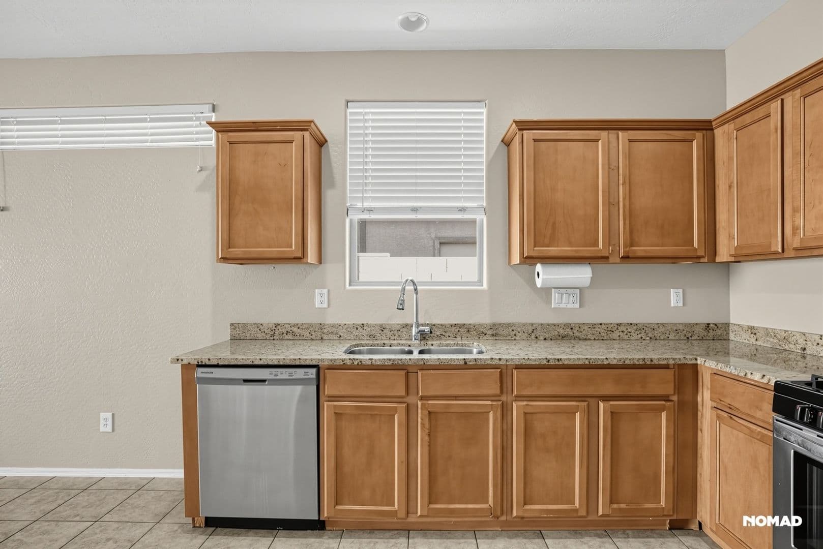 Goodyear House: 15216 W Winward Ave