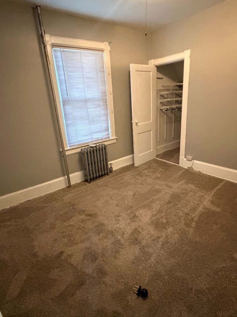 Staten Island Townhome: 35 Pearl St