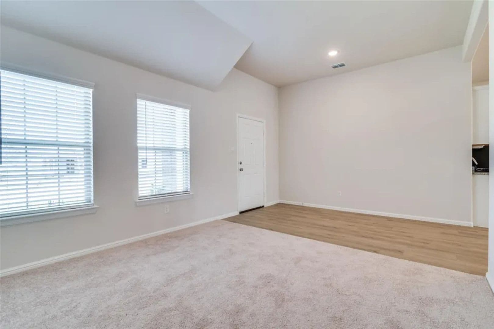 Royse City House: 213 Corcovado Ave