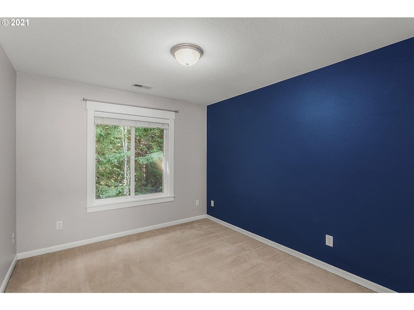 Portland House: 11422 SW Laurel Glen Ct