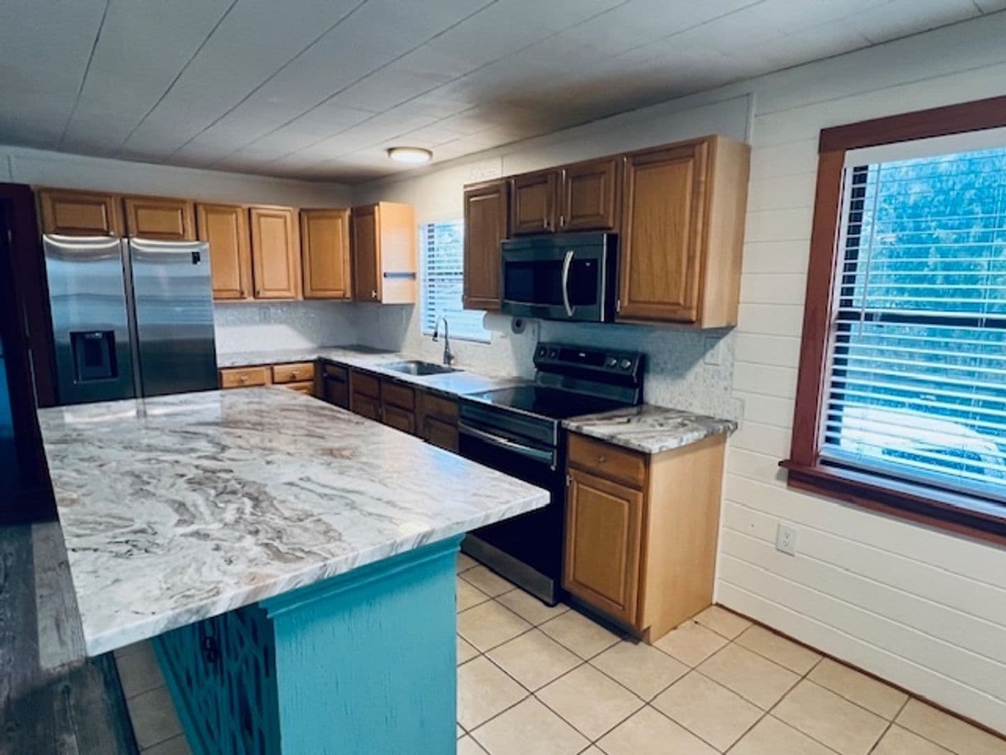 Cocoa House: 5749 Lake Poinsett Rd