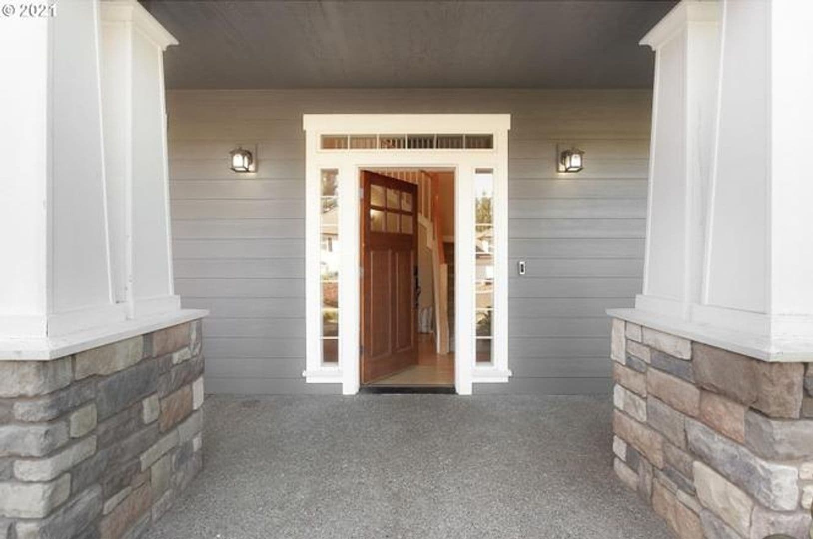 Portland House: 11422 SW Laurel Glen Ct