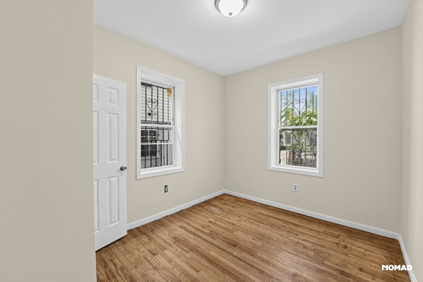 Newark Townhome: 72 Norwood St