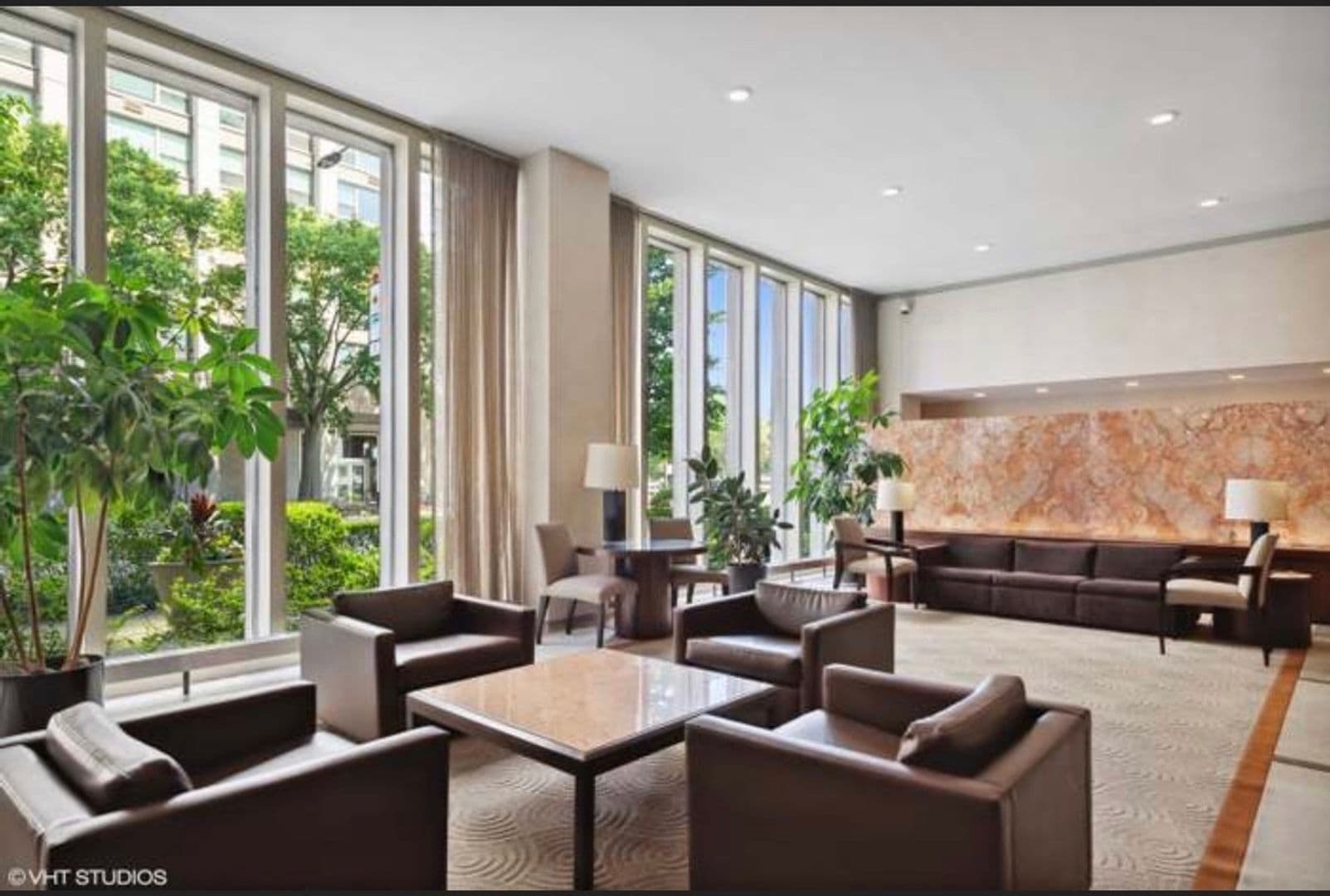 Chicago Condo: 3550 N Lake Shore Dr
