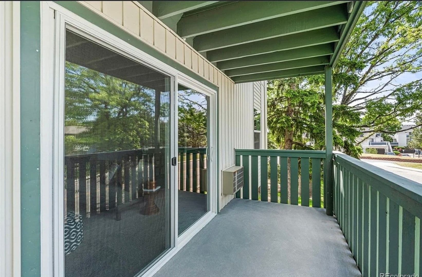 Aurora Condo: 2120 S Vaughn Way