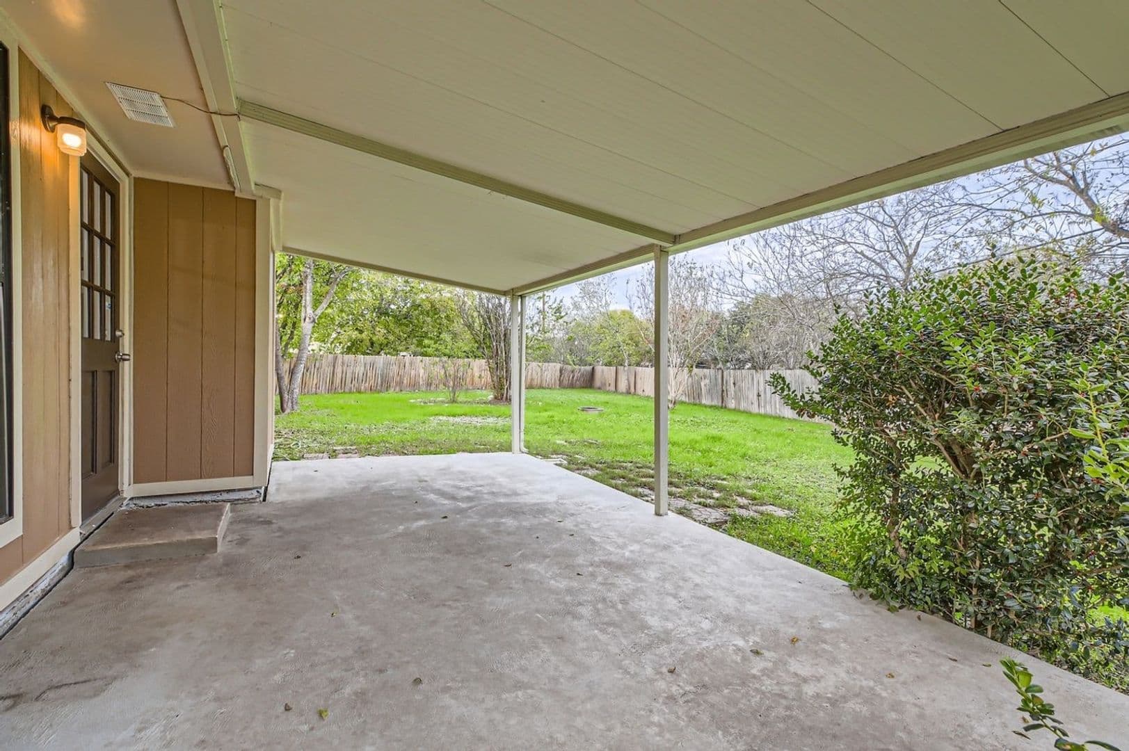 San Antonio House: 4514 Dove Lake St