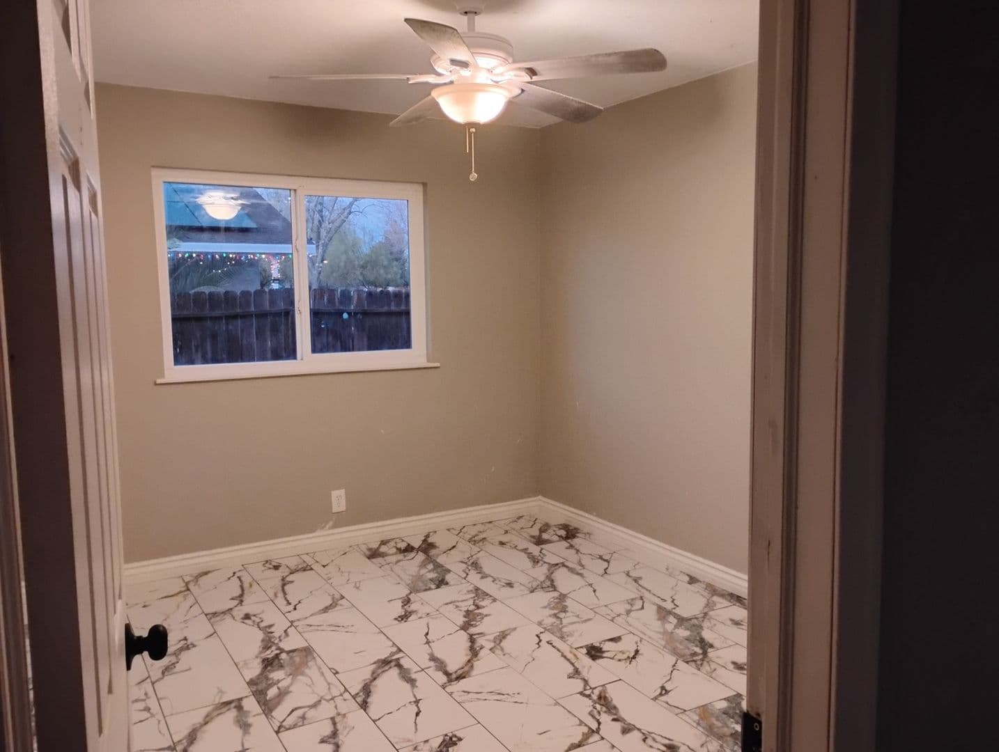 Lancaster House: 44755 Jefferson Ct