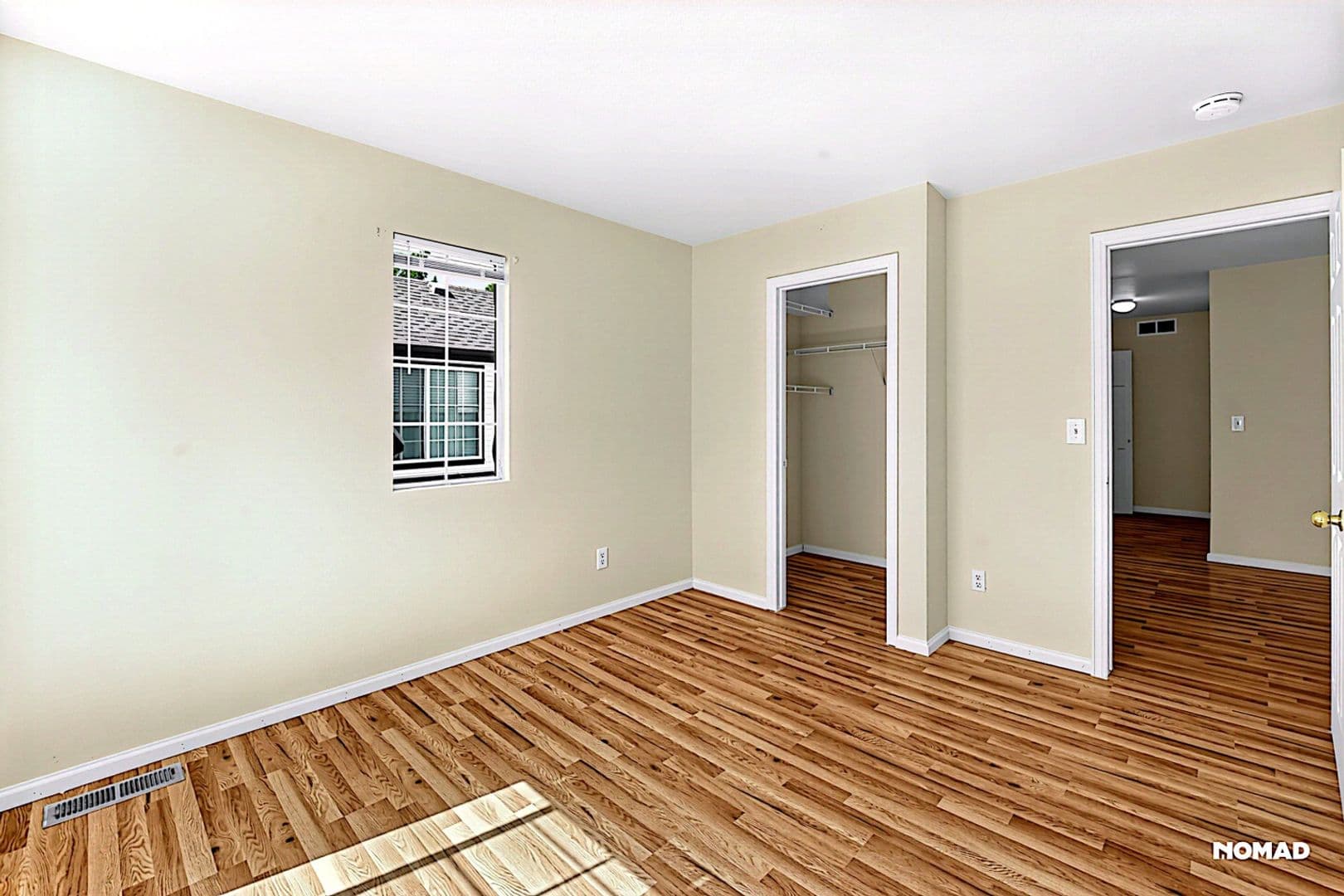 Aurora House: 1533 S Buckley Way