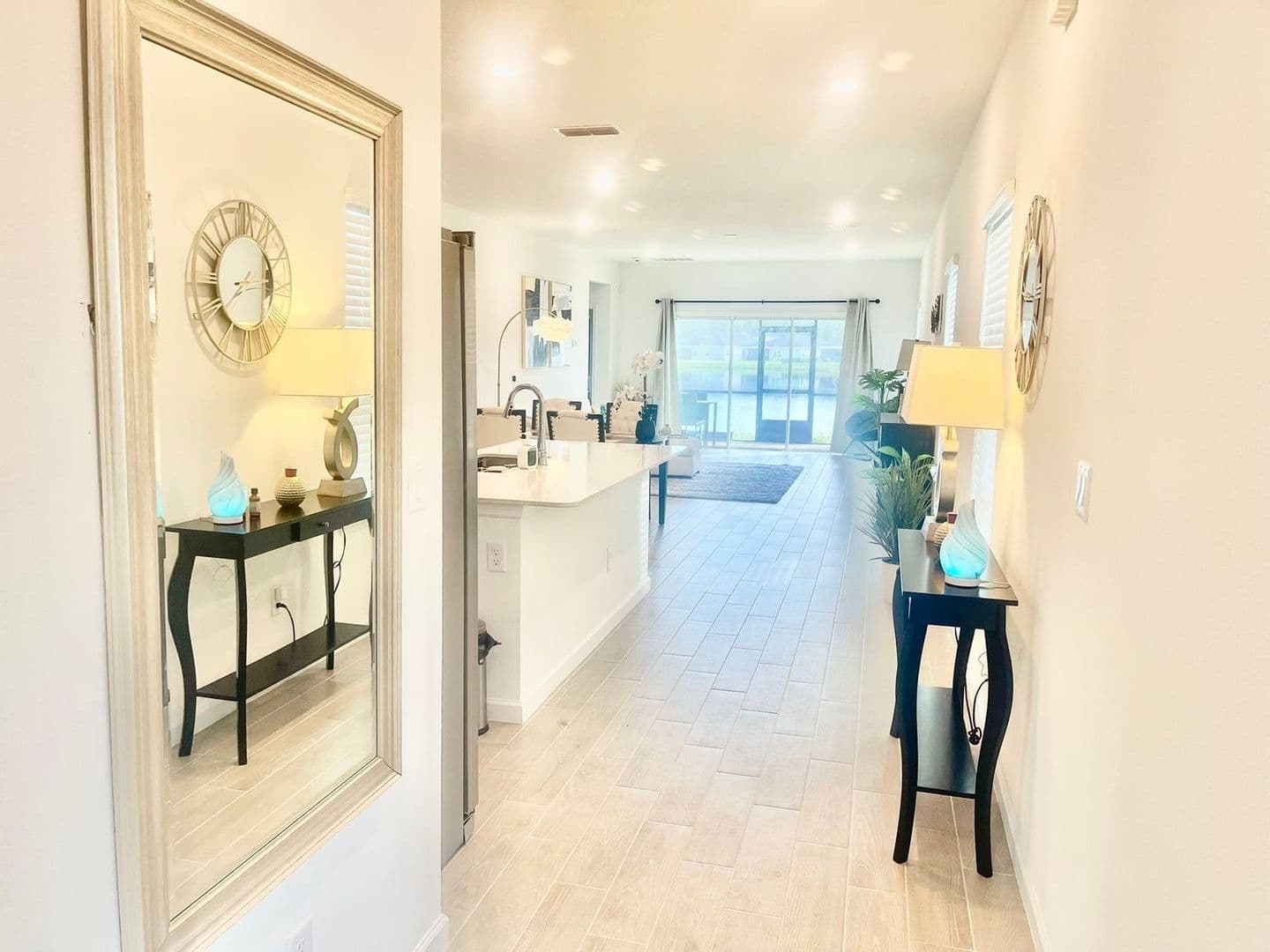 Saint Augustine House: 552 Lake Sinclair St